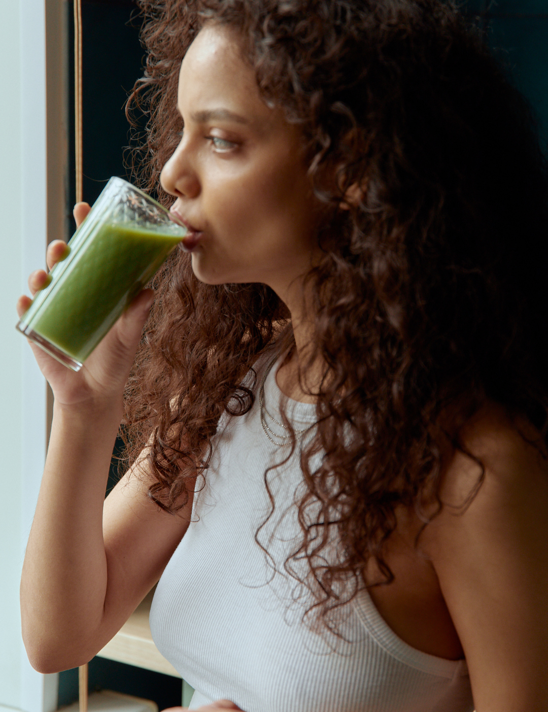 What to eat if you want clear, radiant skin! ✨ A guide to incorporating nutrient-dense, whole foods into your skincare routine.